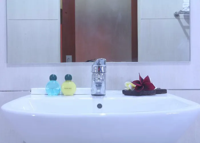 Sekar Waru ホームステイ *