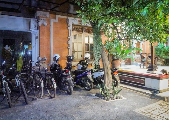 Sekar Waru 民宿