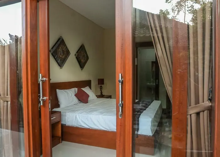 Sekar Waru